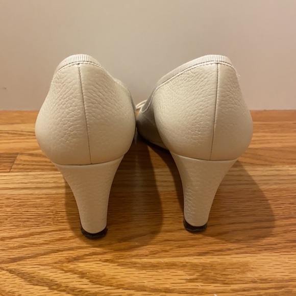 Gucci White Leather Open Toe Wedges GG Logo 6.5 - Picture 6 of 12